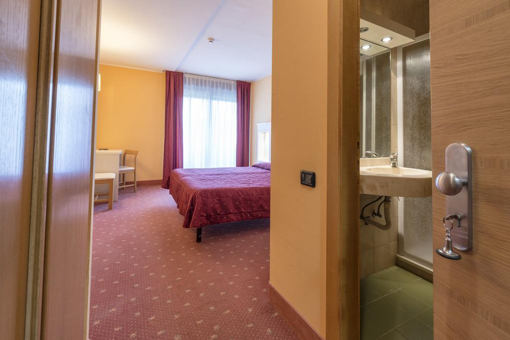 Hotel Bavaria Levico Terme Εξωτερικό φωτογραφία